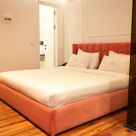 La Suite Boutique Hotel Tirana Exterior foto