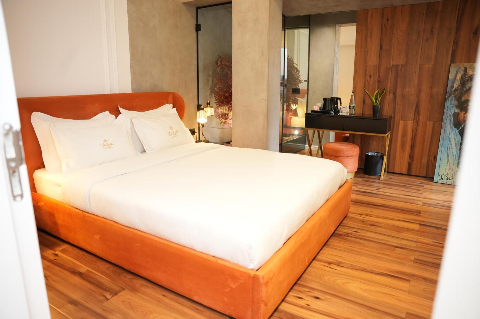 La Suite Boutique Hotel Tirana Exterior foto